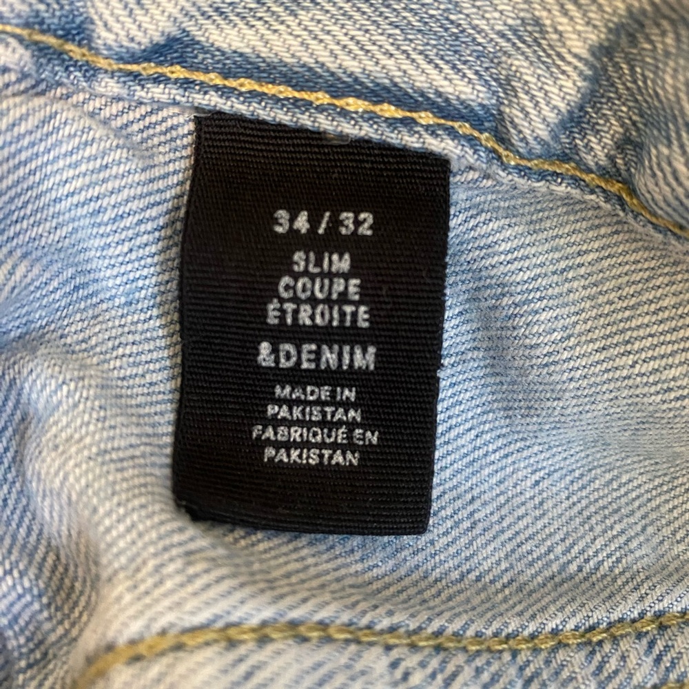 H&M men’s jeans 34-32 - Picture 3 of 3